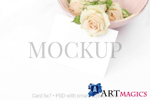 Mockup card with roses - 419488