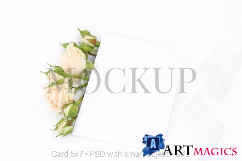 Mockup invitation card with rose - 419485